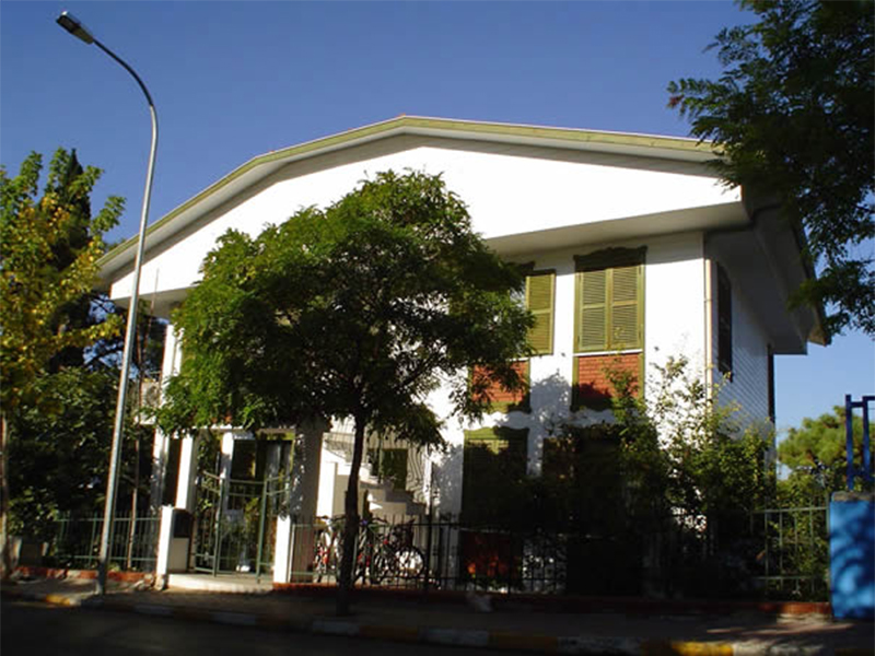 Alp House