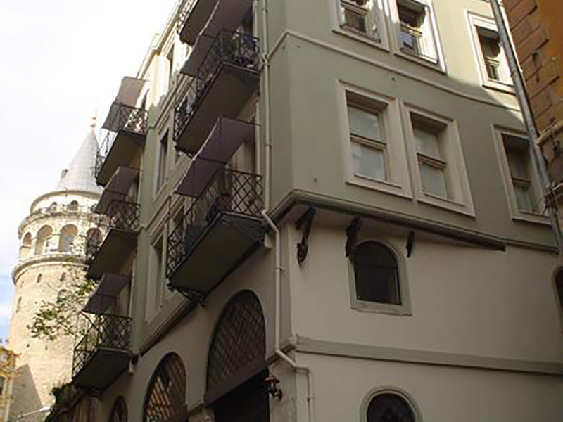 Angel Apartmanı (Galata)
